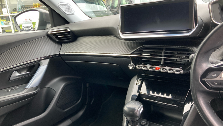 Peugeot 2008 1.2 PureTech Allure Premium 5dr Petrol Estate